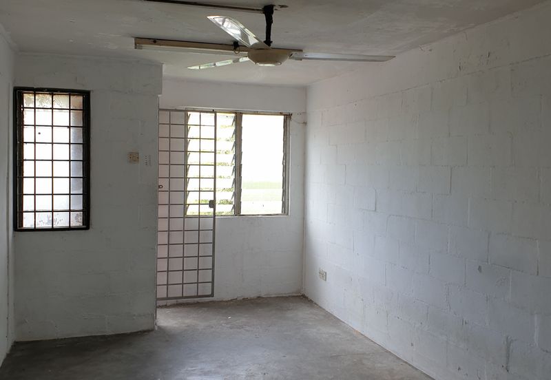 Pangapuri PKNS Rumah Pangsa Seksyen 20 Shah Alam 