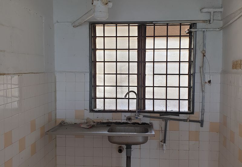 Pangapuri PKNS Rumah Pangsa Seksyen 20 Shah Alam 