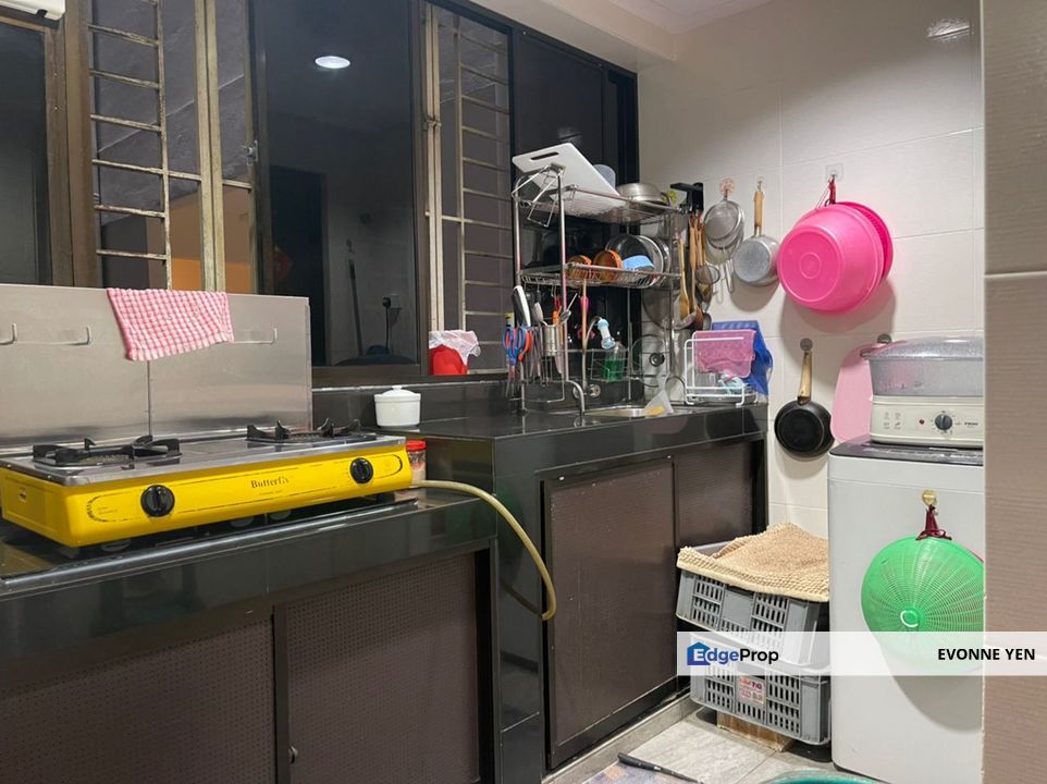 Golf View 2 rooms for Sale at Casa Indah 2 , Selangor, Tropicana