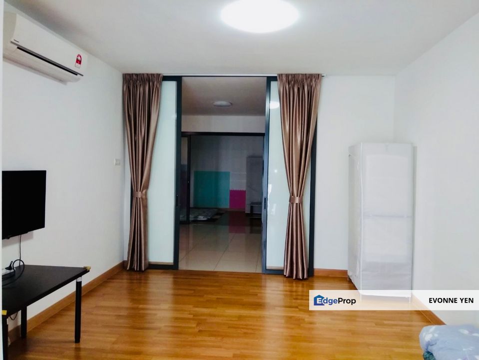 KL Gateway Residences 1 Bedroom Partly Furnished unit for Sale, Kuala Lumpur, Bangsar South