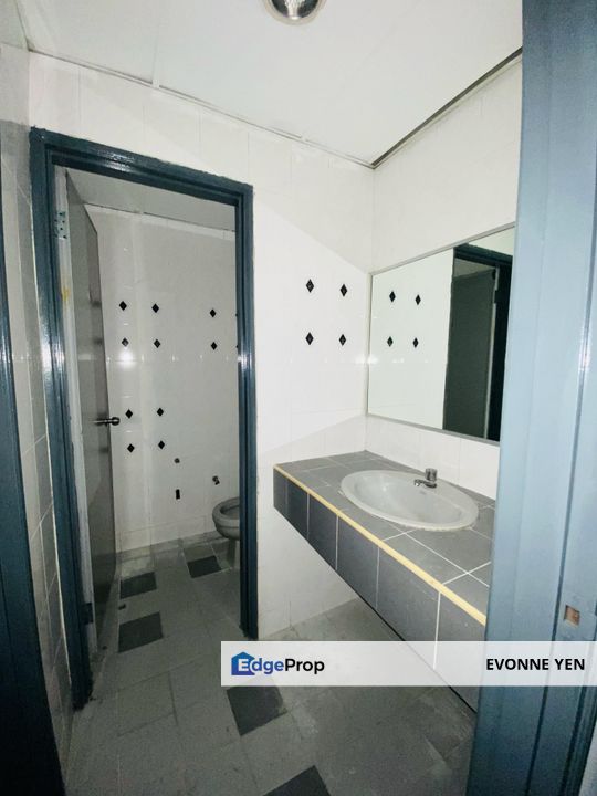 Enbloc Office at Phileo Damansara 1 for Sale, Selangor, Petaling Jaya