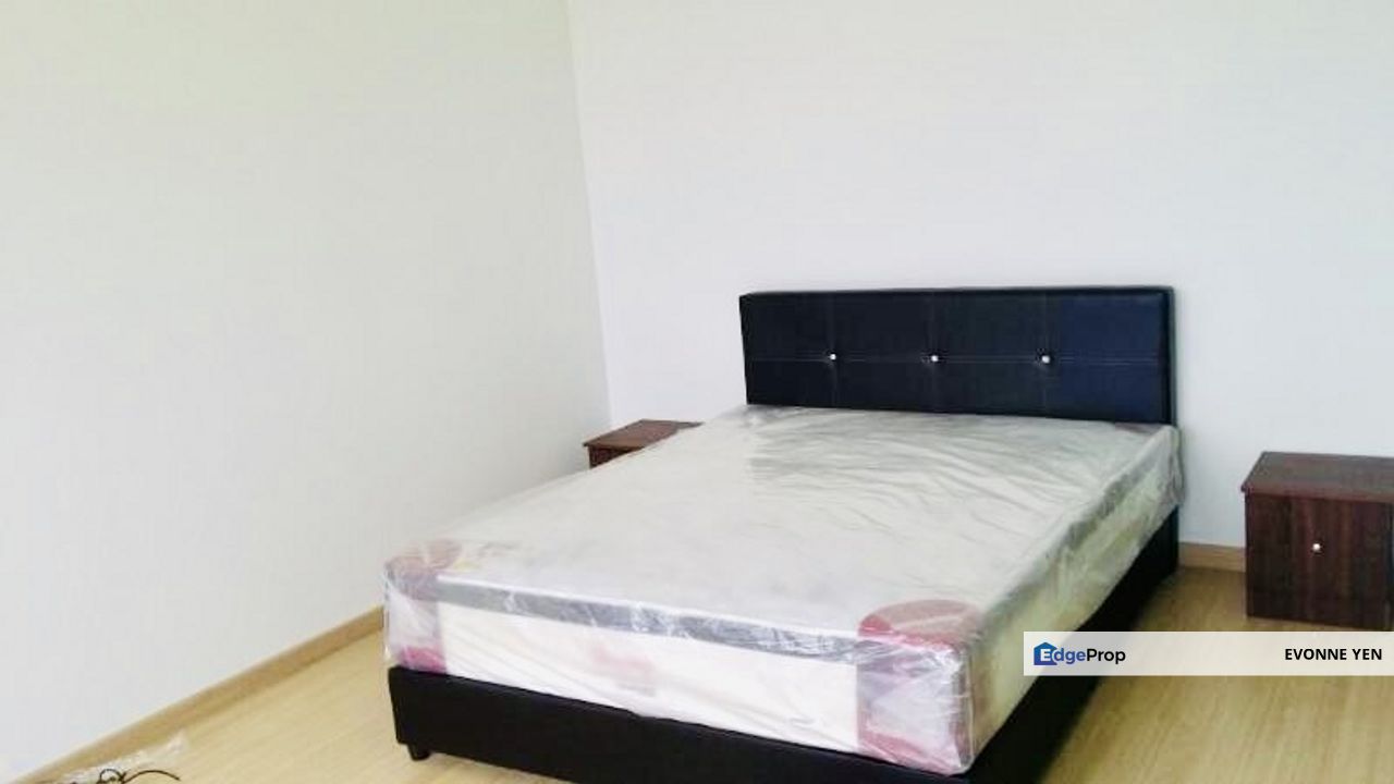 Fully furnished Studio for Rent at Strand Residence, Selangor, Kota Damansara