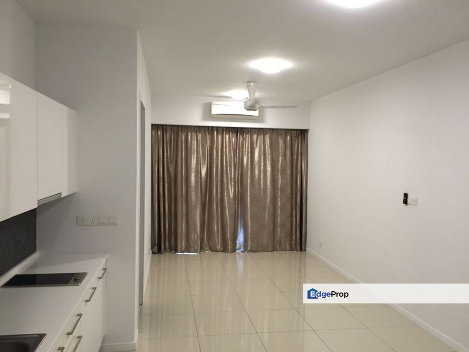 Below Market Price Cascades Residences 1 Bedroom Modern Partly furnished unit for Sale, Selangor, Kota Damansara