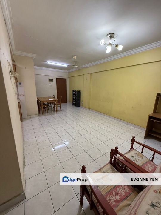 3 rooms at Pelangi Damansara condominium for Rent , Selangor, Kota Damansara