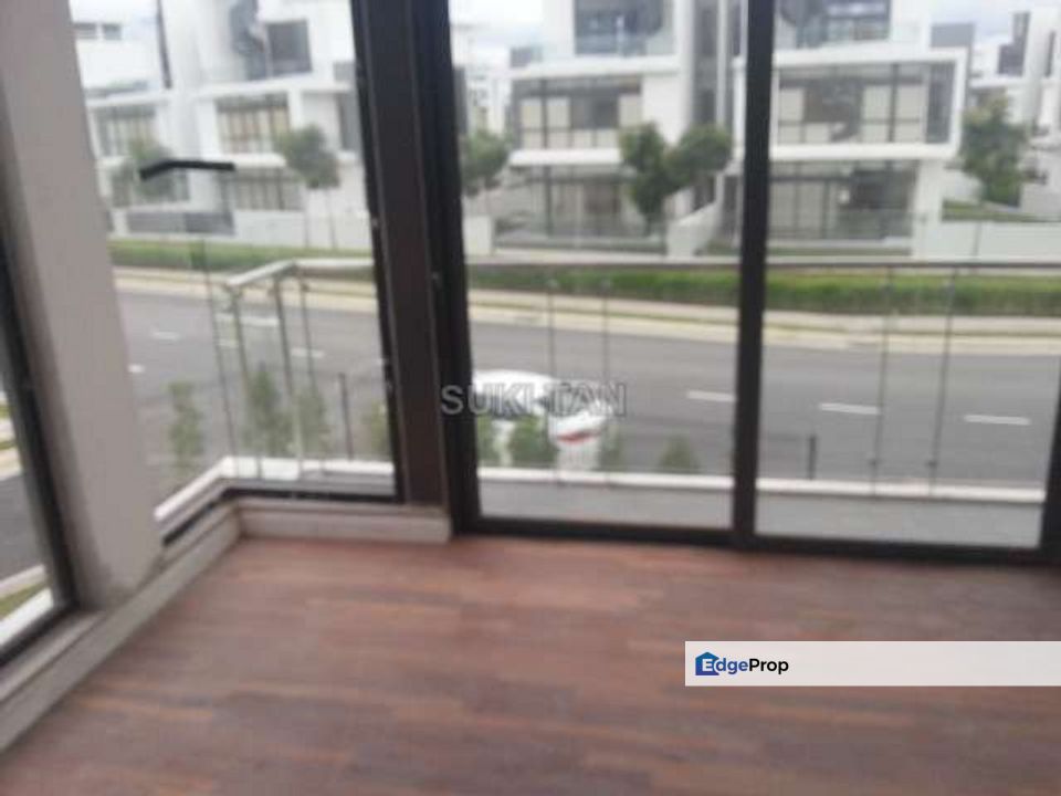 R【RARE GEM】3 Storey Superlink Modern Home – Stylish and Contemporary Living at Its Best!, Kuala Lumpur, Sungai Besi