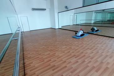 Tropicana City Tropics