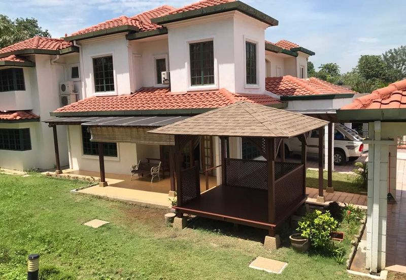 Tropicana Golf & Country Resort