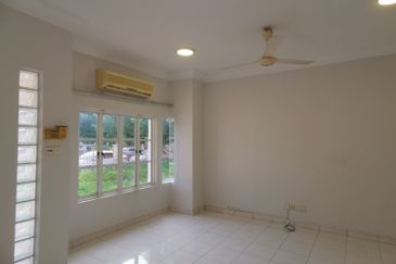 Mutiara Damansara 2 Storey Corner house for Sale, Gated and Guarded