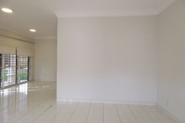 Mutiara Damansara 2 Storey Corner house for Sale, Gated and Guarded