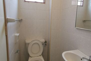 Mutiara Damansara 2 Storey Corner house for Sale, Gated and Guarded