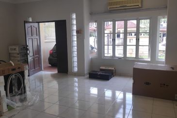 Mutiara Damansara 2 Storey Corner house for Sale, Gated and Guarded