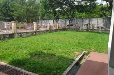 Mutiara Damansara 2 Storey Corner house for Sale, Gated and Guarded