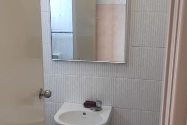 Mutiara Damansara 2 Storey Corner house for Sale, Gated and Guarded