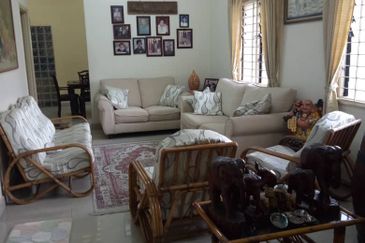 Section 22 Petaling Jaya 1 Storey End Lot Link House For SALE