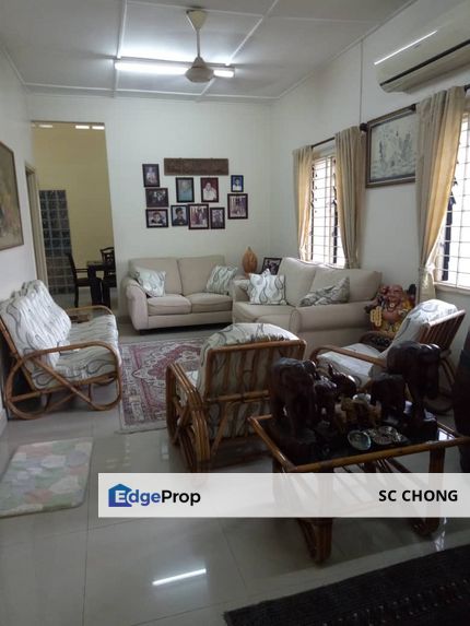 Section 22 Petaling Jaya 1 Storey End Lot Link House For SALE, Selangor, Petaling Jaya