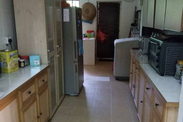 Section 22 Petaling Jaya 1 Storey End Lot Link House For SALE