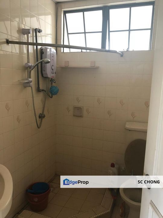 Well Kept Tiara Damansara Condominium For SALE, Selangor, Petaling Jaya