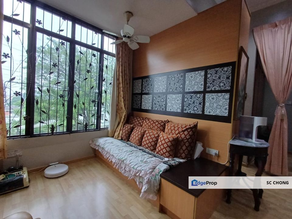 SS4 Renovated 2 Storey Semi-Detached House for SALE, Selangor, Petaling Jaya