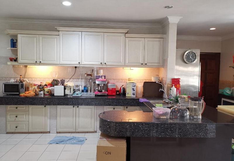 Seksyen 6, Kota Damansara