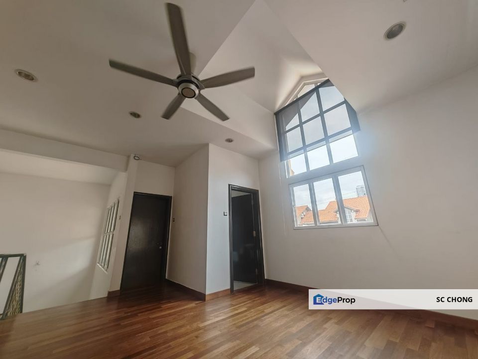 Renovated Damansara Legenda 3 Storey Semi-Detached House for SALE, Selangor, Taman TTDI Jaya 