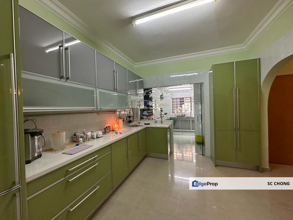 Renovated Taman Sea 2 Storey Intermediate Link House For SALE, Selangor, Petaling Jaya