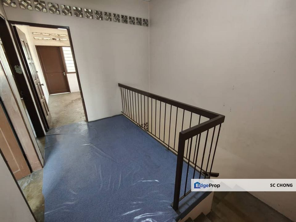 Sea Park 2 Storey Link House for Sale, Selangor, Petaling Jaya