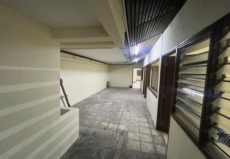 Taman Tun Dr Ismail 2nd Floor Shop Office For RENT