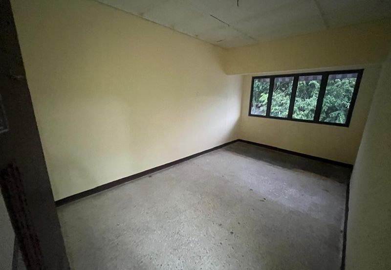 Taman Tun Dr Ismail 2nd Floor Shop Office For RENT