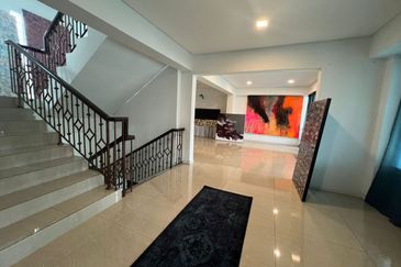 Bukit Tunku 5 Storey Bungalow For SALE