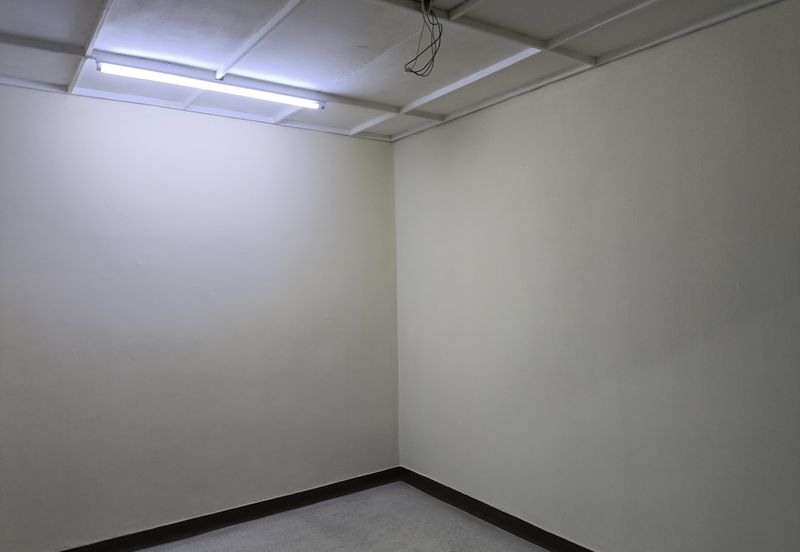 Taman Tun Dr Ismail 2nd Floor Shop Office For RENT