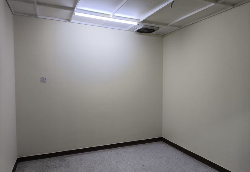 Taman Tun Dr Ismail 2nd Floor Shop Office For RENT