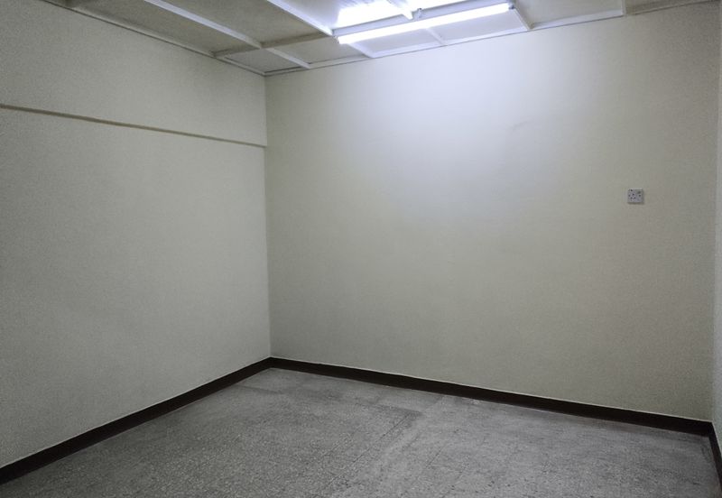 Taman Tun Dr Ismail 2nd Floor Shop Office For RENT