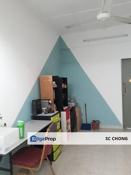 Taman Paramount 1 Storey Link House for SALE, Selangor, Petaling Jaya