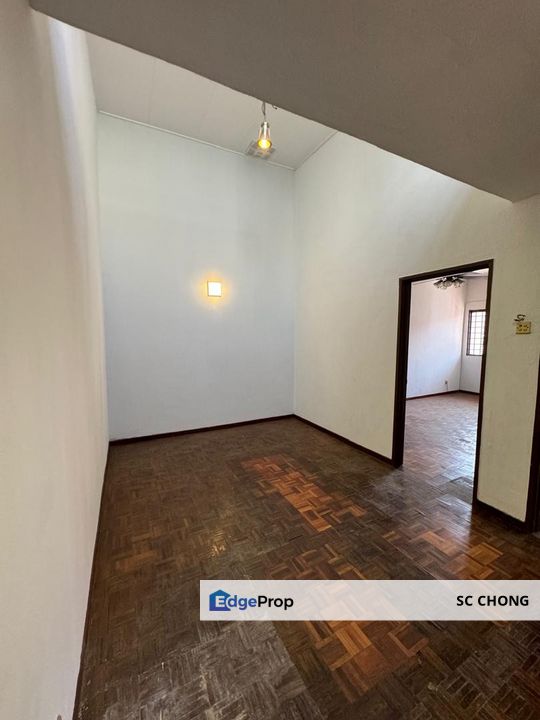 Bandar Utama 2 Storey Link House for SALE, Selangor, Petaling Jaya