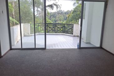 Silverpark Apartment