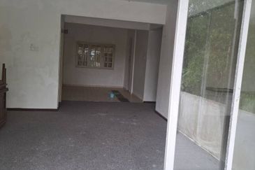 Silverpark Apartment