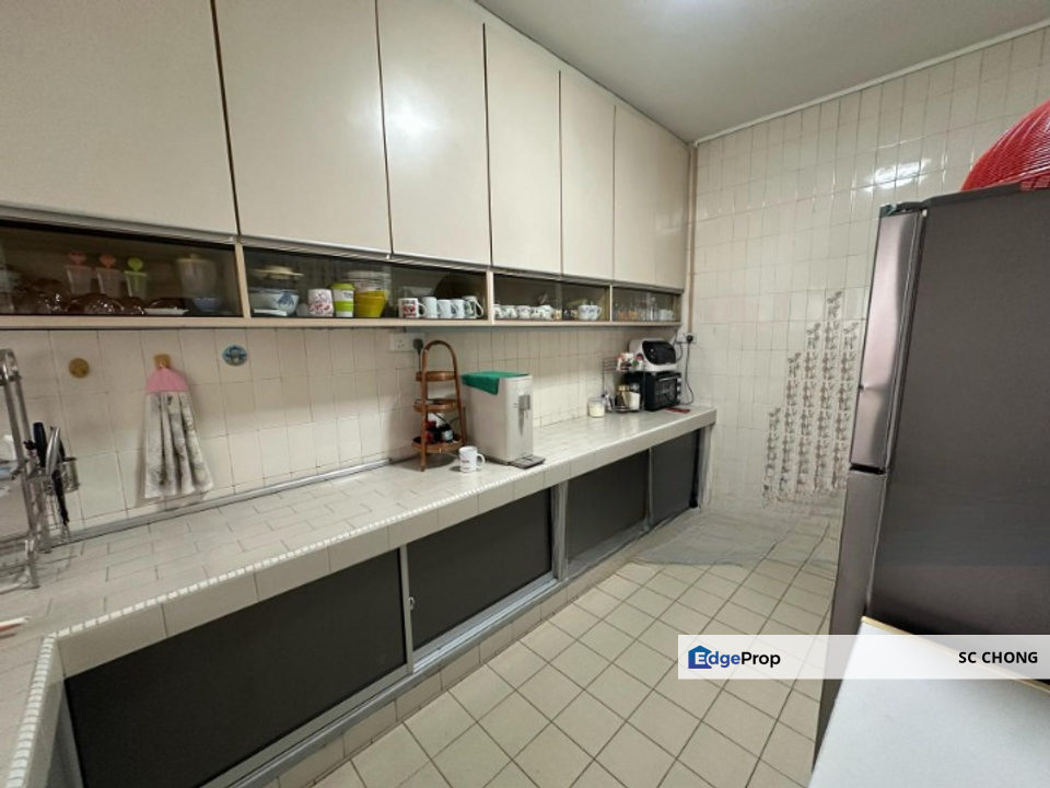SS 2 2 Storey Link House for SALE, Selangor, Petaling Jaya