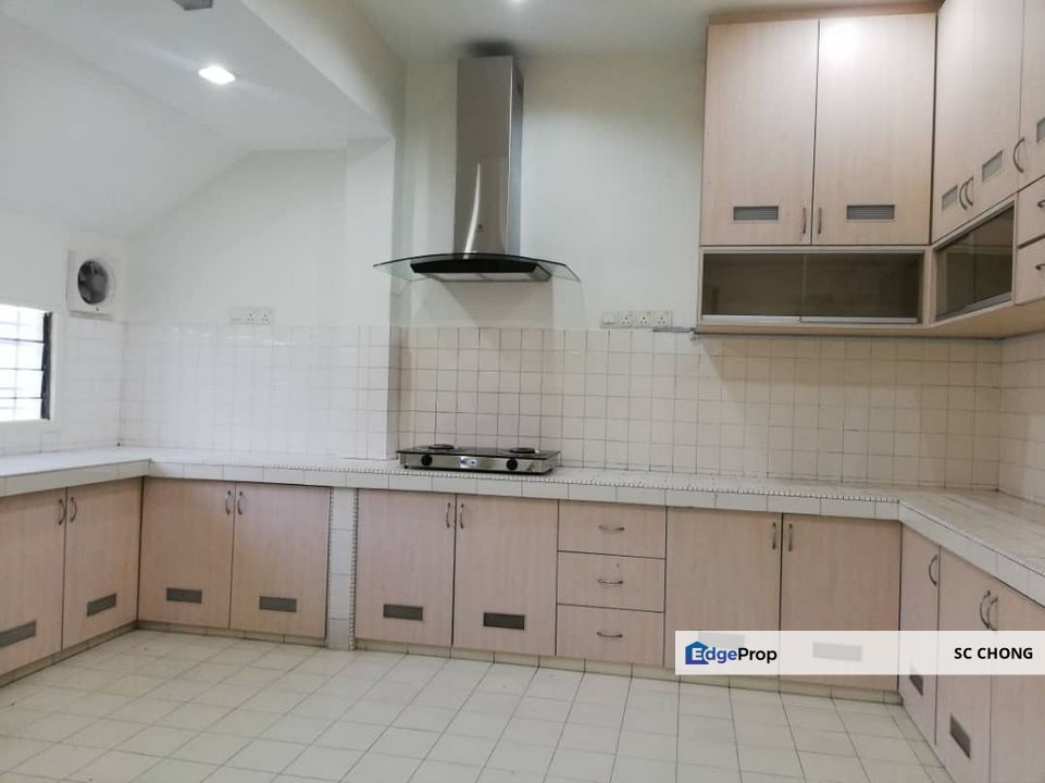 Lucky Garden Bangsar 1 Storey End Lot House for RENT, Kuala Lumpur, Bangsar