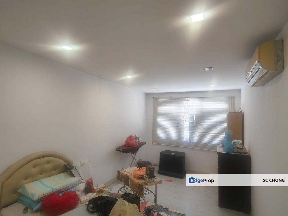 Sea Park 2 Storey Link House for Sale, Selangor, Petaling Jaya