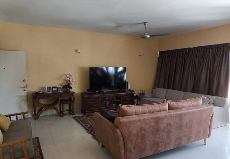 The Plaza Condominium