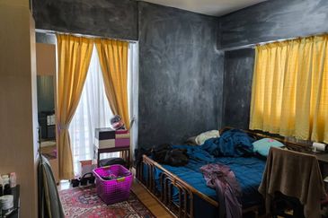 The Plaza Condominium