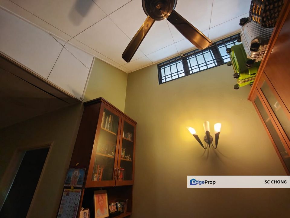 Taman Megah SS 24 2.5 Storey Intermediate Bungalow House for SALE, Selangor, Petaling Jaya