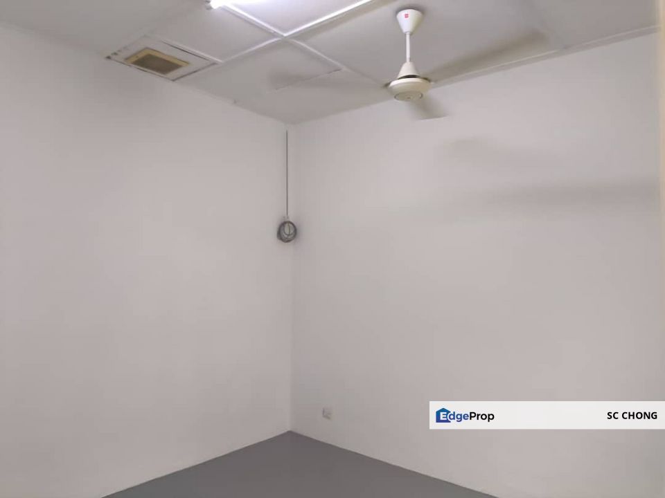 Section 17 1 Storey End Lot Link House for SALE, Selangor, Petaling Jaya