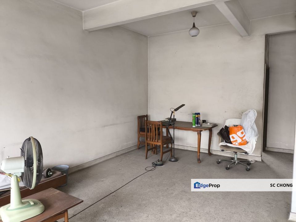 SS1 Kampung Tunku 2 Storey Link House For SALE, Selangor, Petaling Jaya