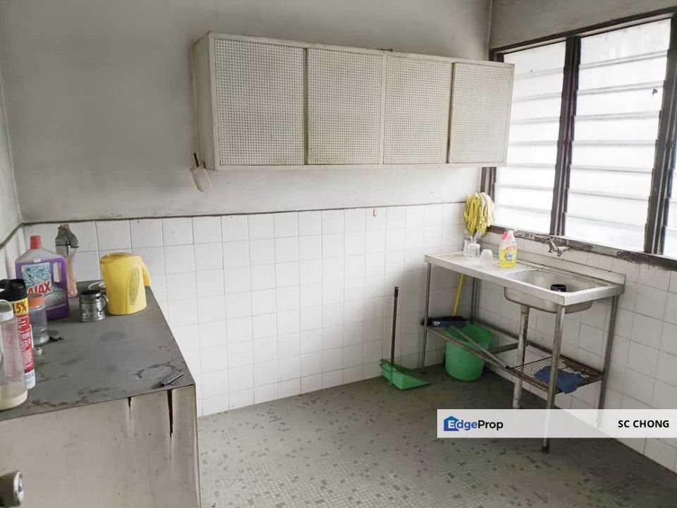 SS1 Kampung Tunku 2 Storey Link House For SALE, Selangor, Petaling Jaya