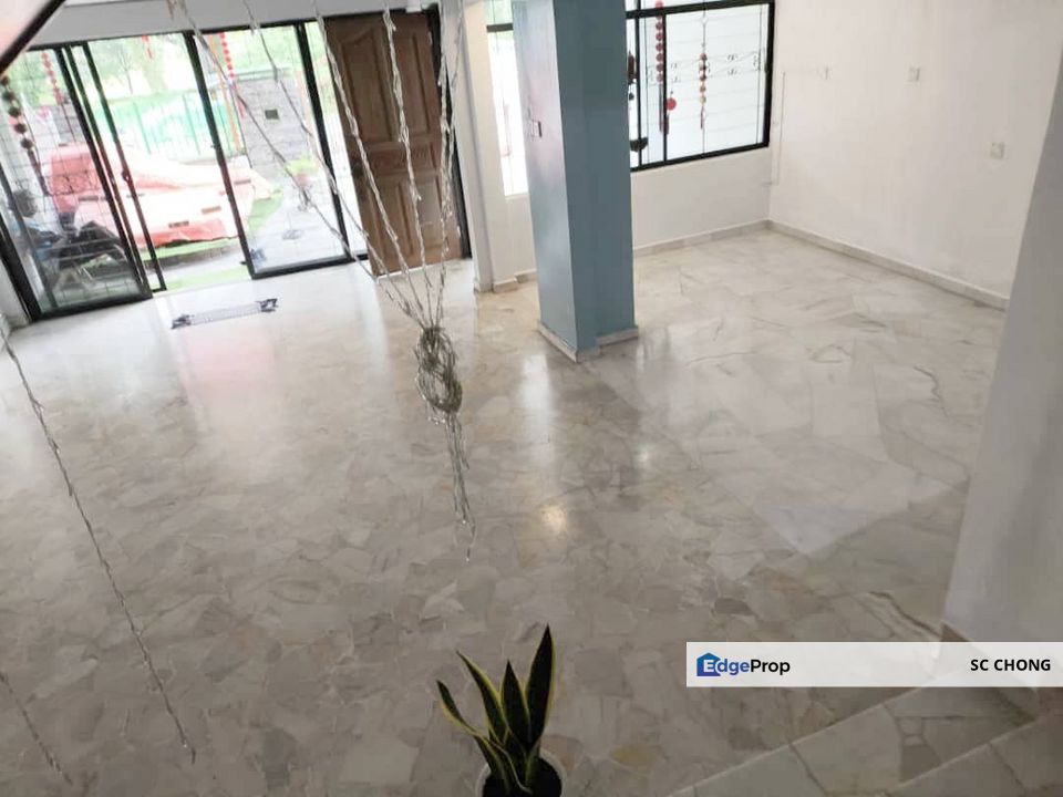 SS 4 Kelana Jaya 2 Storey Link House for SALE, Selangor, Petaling Jaya