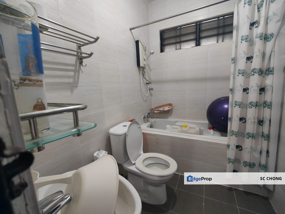 SS 3 Taman Universiti 1 Storey Intermediate Link House for SALE, Selangor, Kelana Jaya