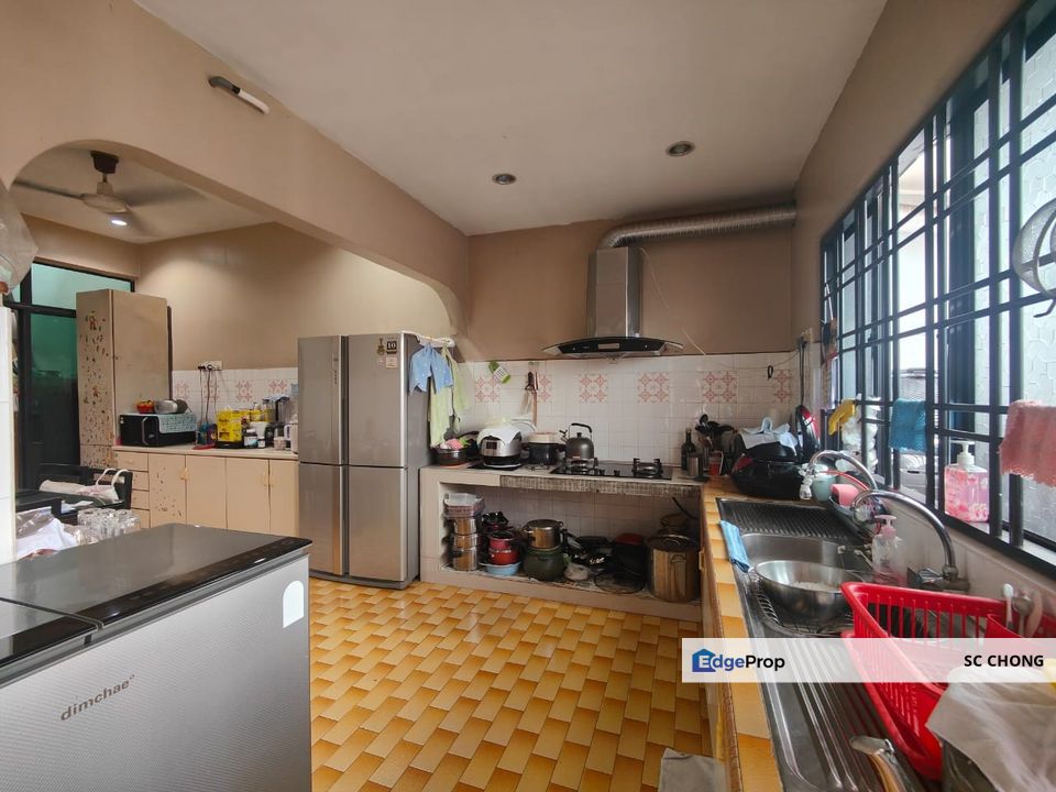 SS 3 Taman Universiti 1 Storey Intermediate Link House for SALE, Selangor, Kelana Jaya