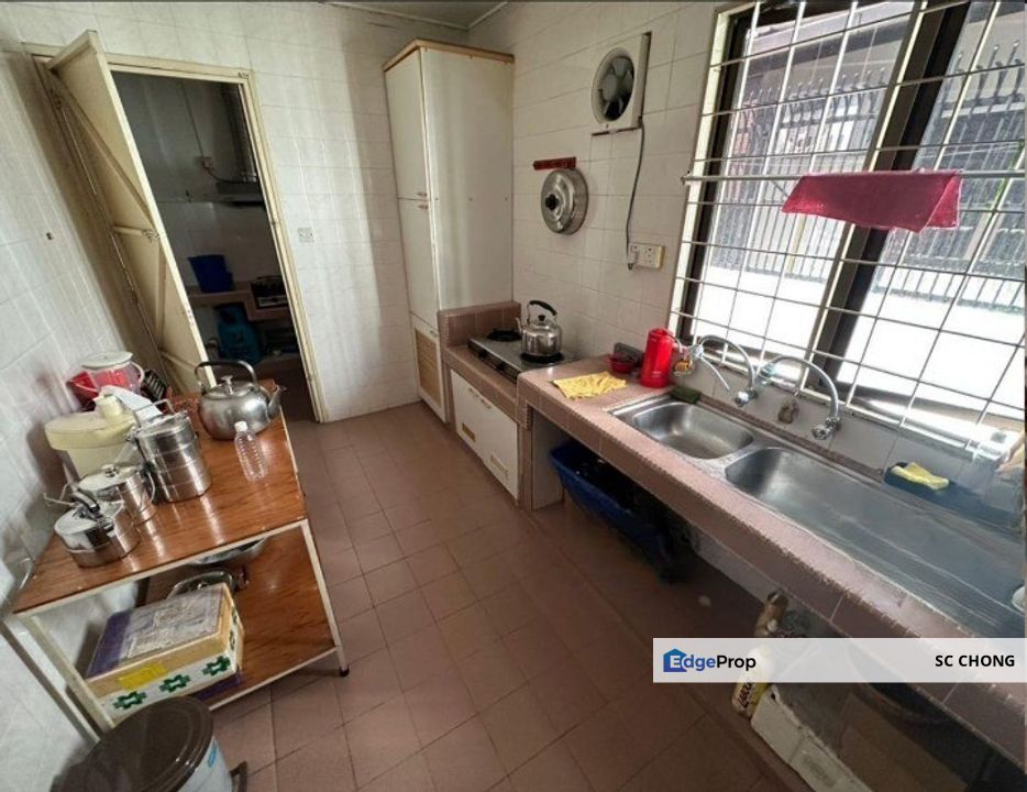 Taman Sea SS 23 2 Storey Intermediate Link House for SALE, Selangor, Petaling Jaya