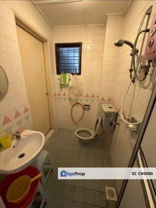 Taman Sea SS 23 2 Storey Intermediate Link House for SALE, Selangor, Petaling Jaya